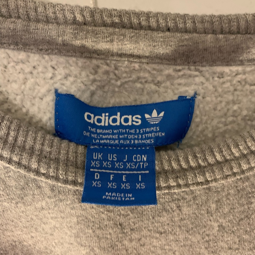 Adidas Crew Neck - Picture 2 of 5